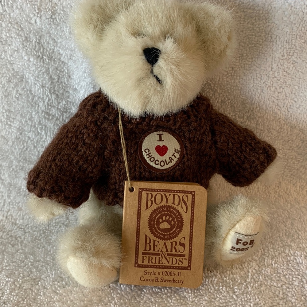 Boyds bear “Cocoa B.Sweetbeary” Style #02005–31